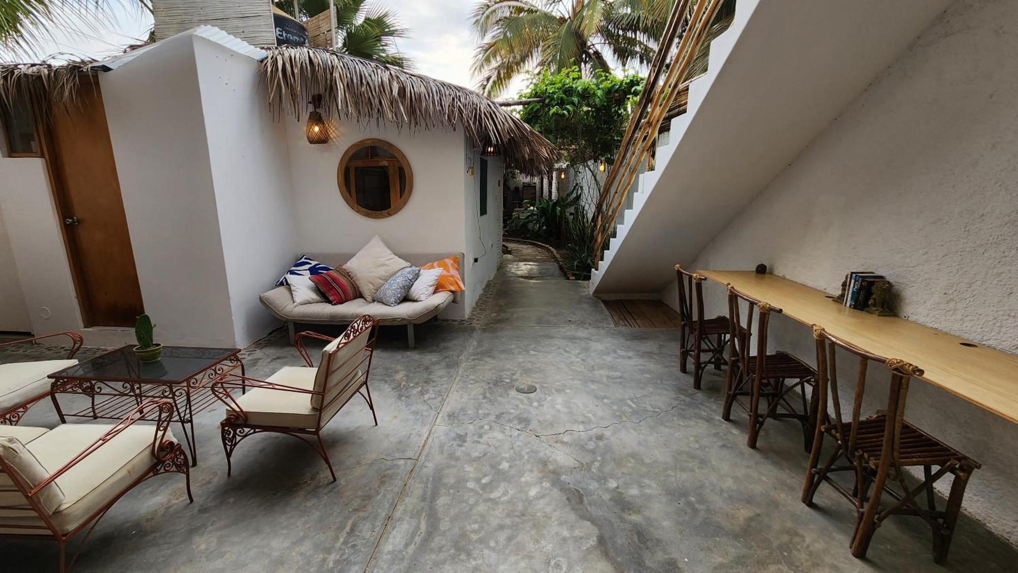 مانكورا Kinti Guest House المظهر الخارجي الصورة